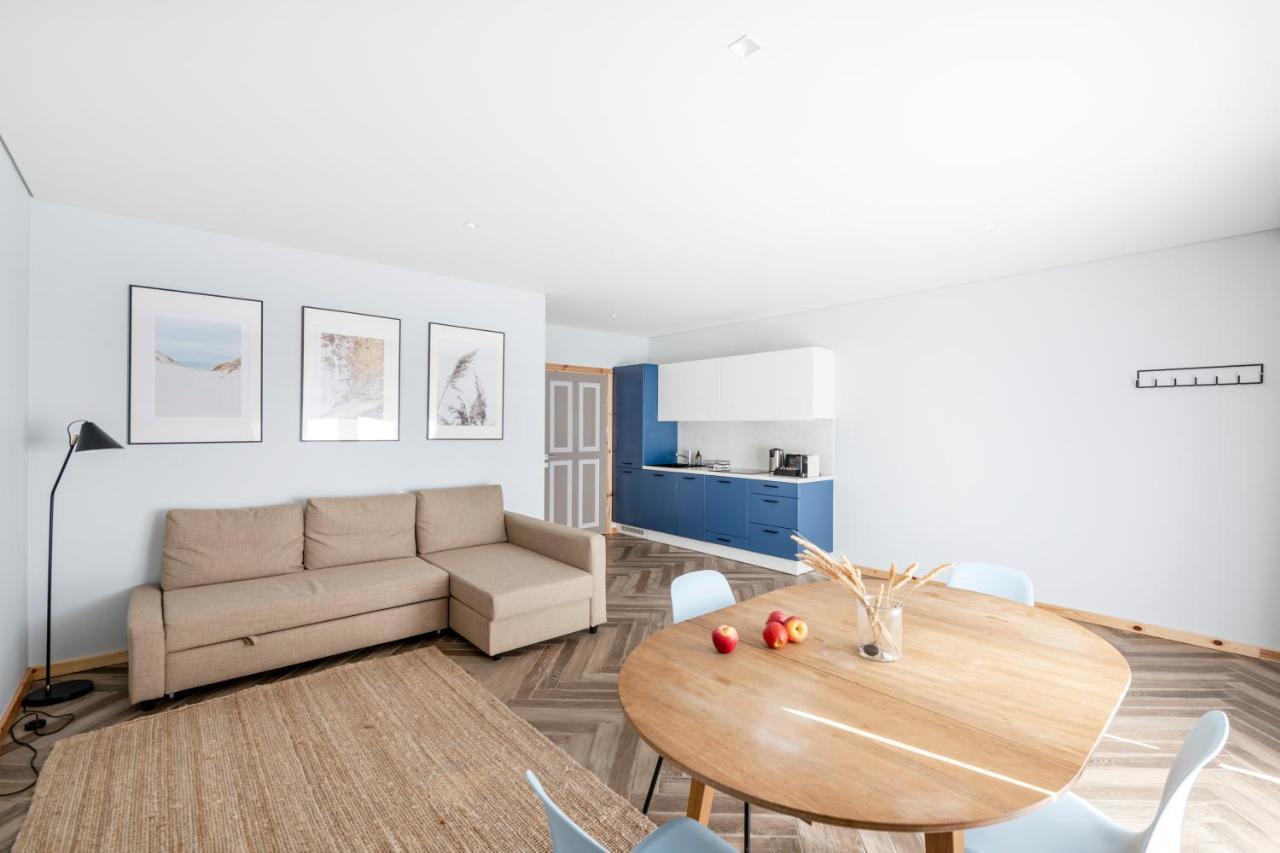 Uz Juru Mariu Apartman Juodkrantė Szoba fotó