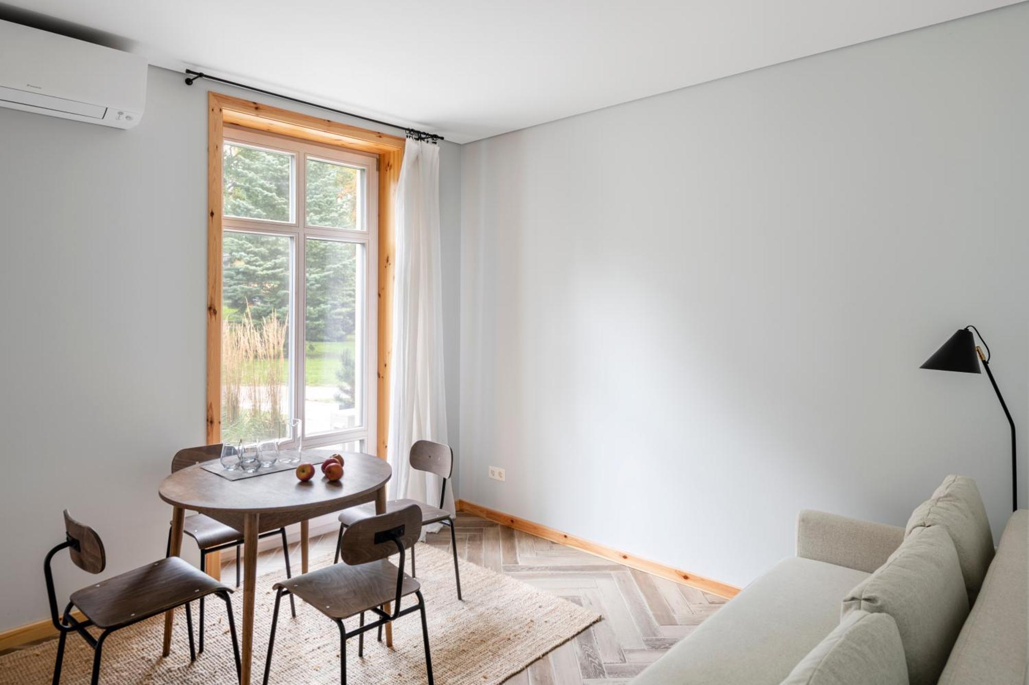 Uz Juru Mariu Apartman Juodkrantė Szoba fotó